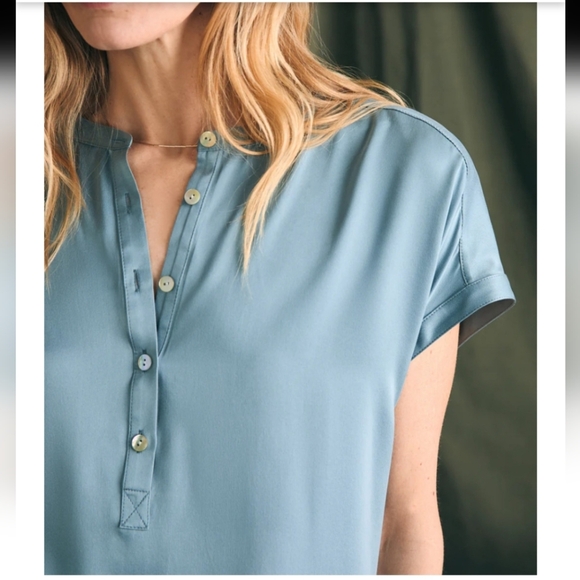 Faherty Sandwashed Silk Desmond Top - Picture 2 of 11